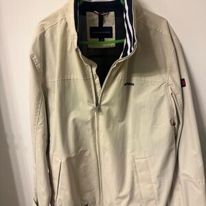 Tommy Hilfiger Men Jacket  Lighweight NEW